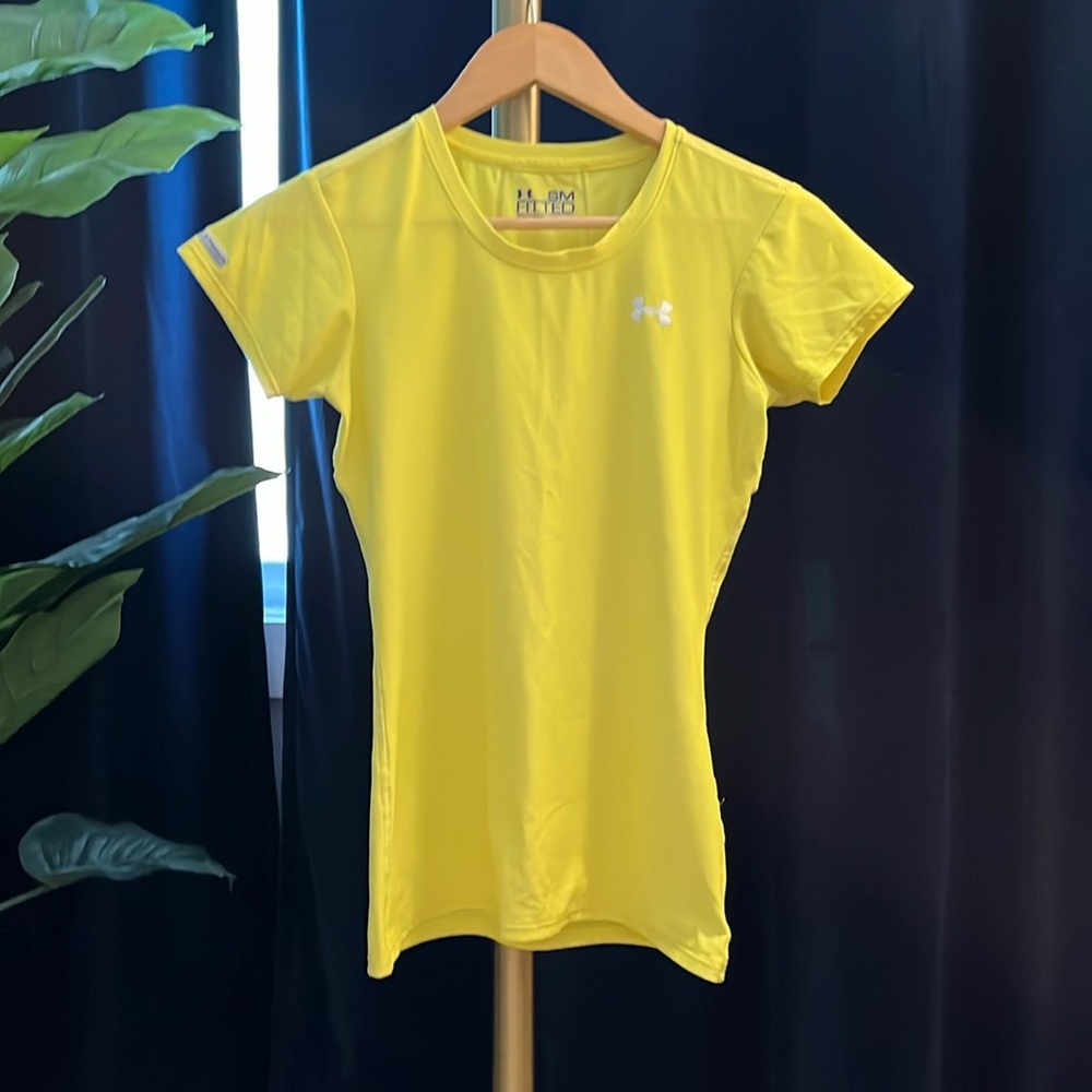 Under Armour T-shirt